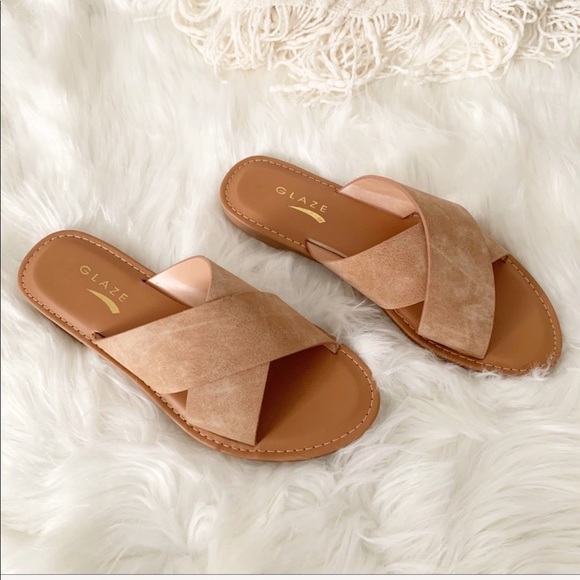 ✨NEW Chloe Sandal- in Sand - Picture 2 of 5